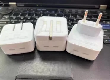 Handy Hochwertige Zubehör China Herstellung Handy Notfall Ladegerät für iPhone Serie Pd 20W Schnellladegerät