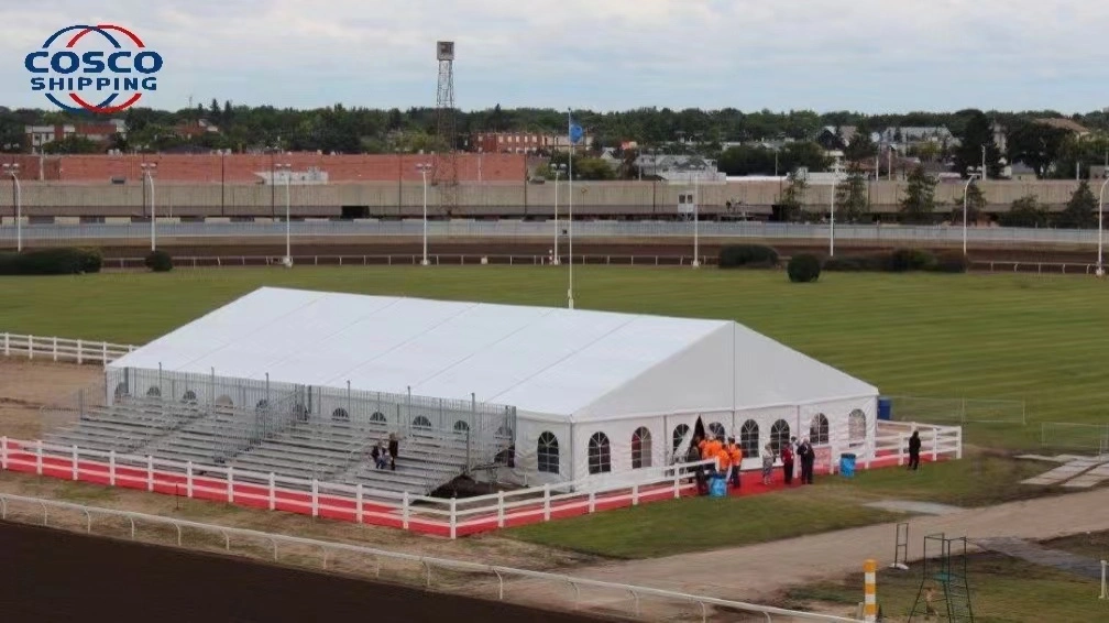 Grande tente en aluminium de 25 m pour l'événement de 150 invités