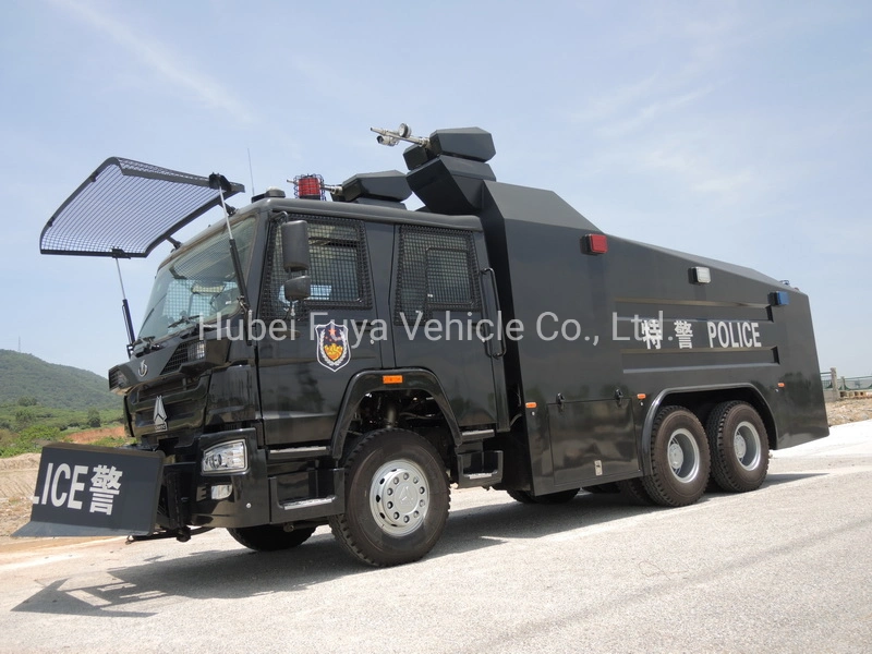 Sinotruk 10000liter Water Canno Public Security Maintenance Vehicle