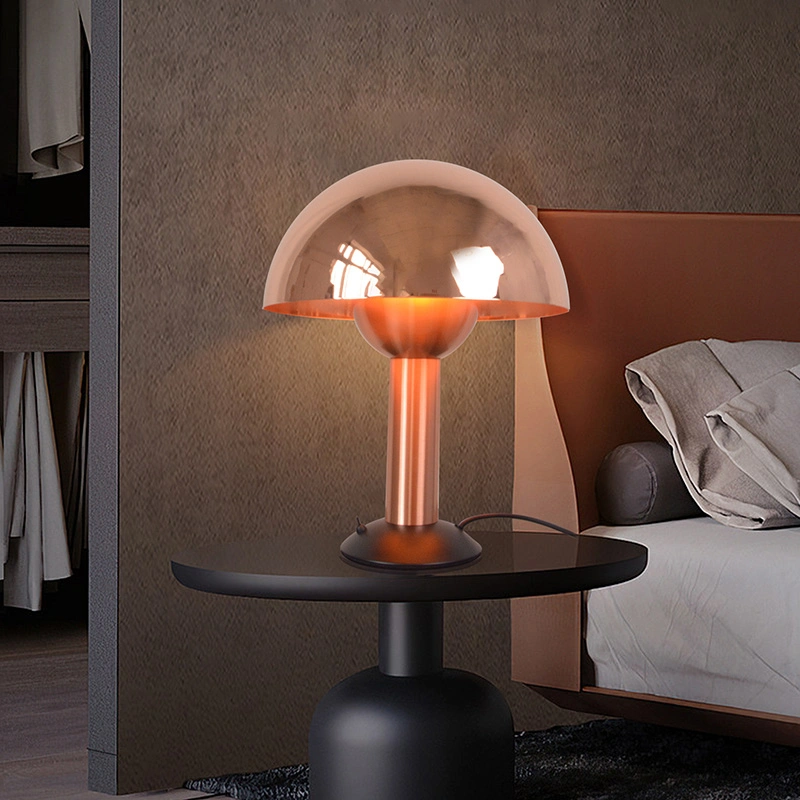 Candeeiro de mesa LED de design moderno com rosa dourado para Hotel beira-leito