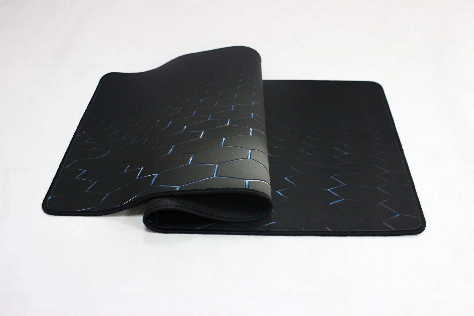 Custom LED Light Giant Gaming Mouse Pads Large Size RGB Mouse and Desk Mat Pad