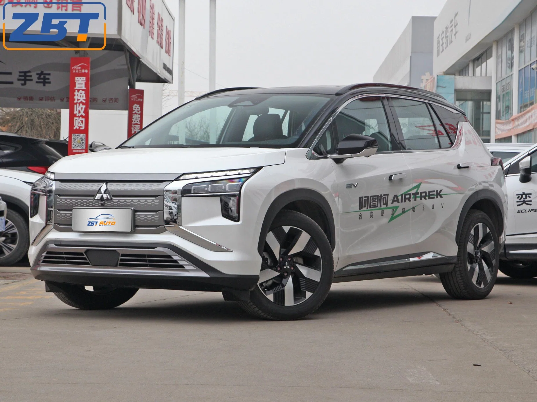 Prix bon marché SUV électrique Air pur Airtrek verte EV voiture privé utilisé auto avec double 12,3 pouces LCD HD Smart