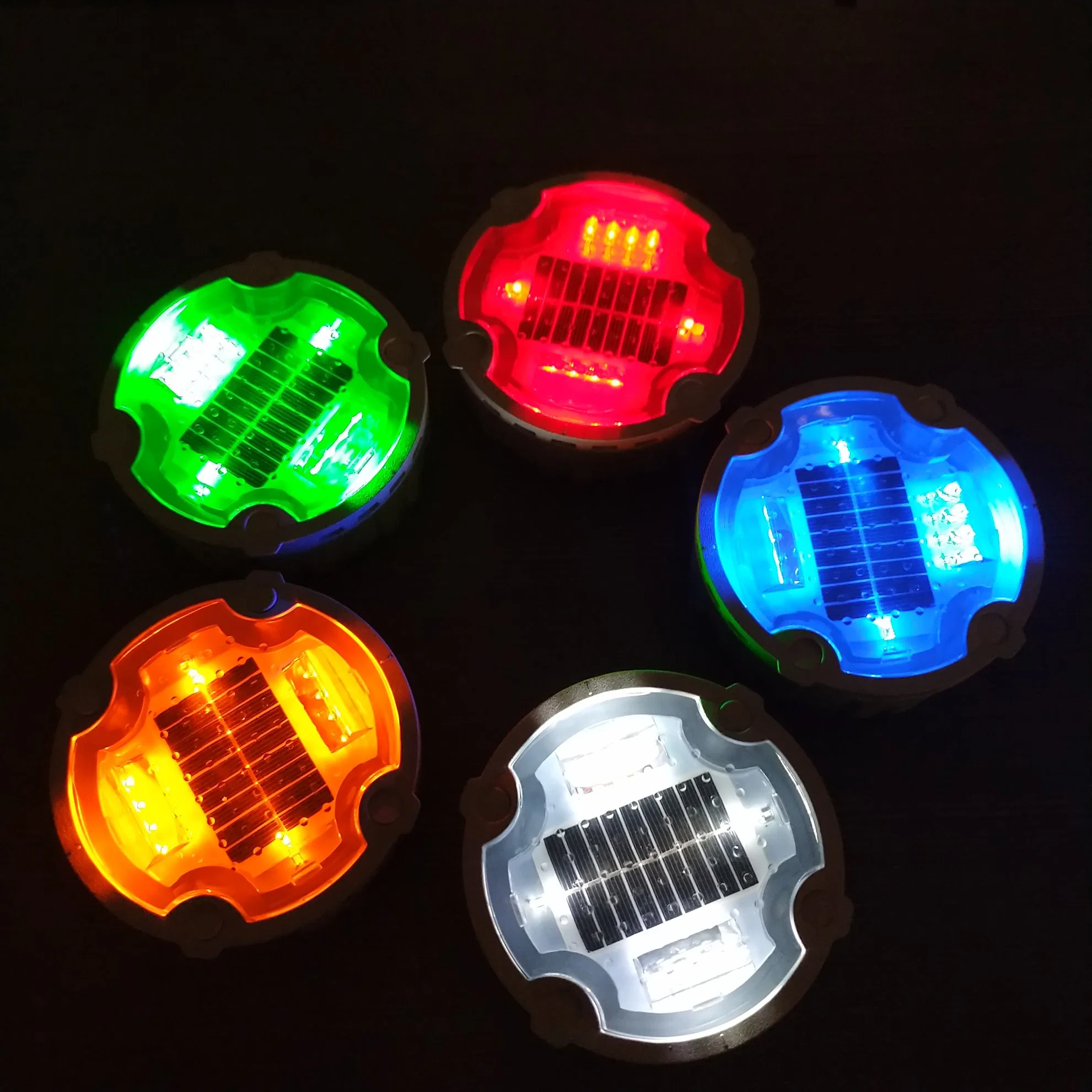 Automatically Charging Solar Road Stud China Wholesale/Supplierr Suppliers LED Solar Road Marking Studs Cat Eyes LED Lights