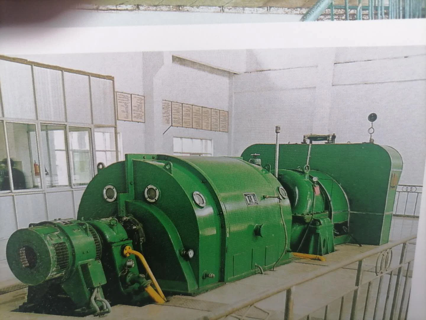 Back Pressure 3000kw 2.35MPa Steam Turbine and Generator