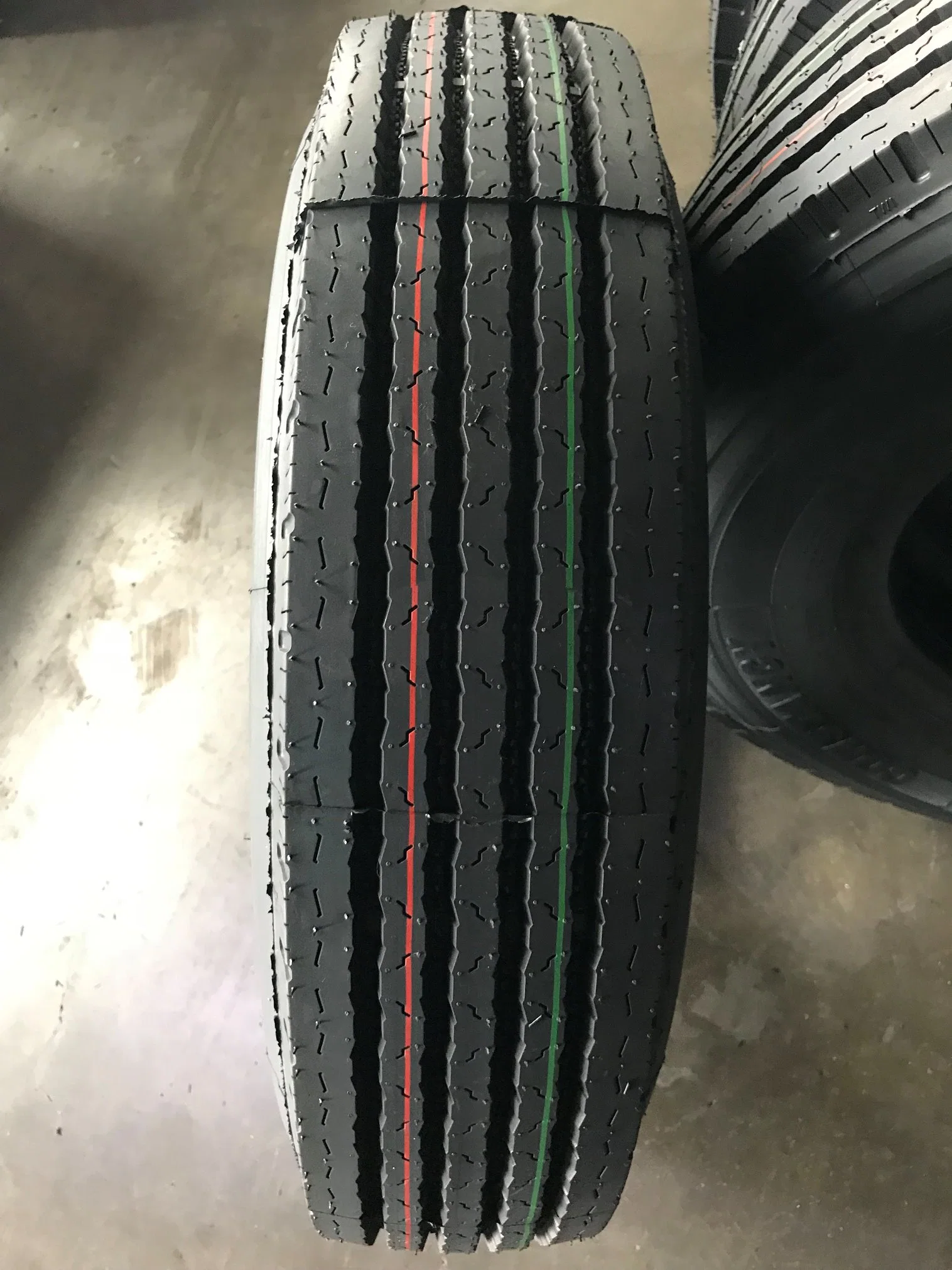 Constancy Ah23 Radial Truck Bus Tyre (7.50R16)