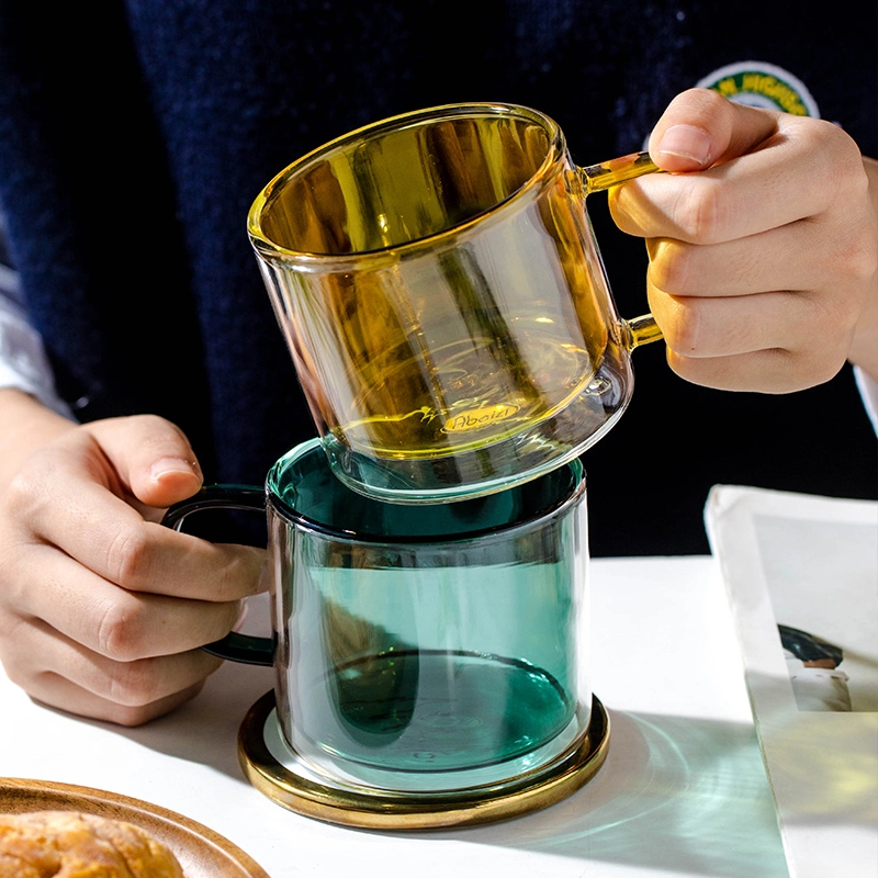 Двойные стенки стеклянные кофейные кружки чашки чая, четкие цветные кружки кофе, толстые нижней части с помощью рукоятки