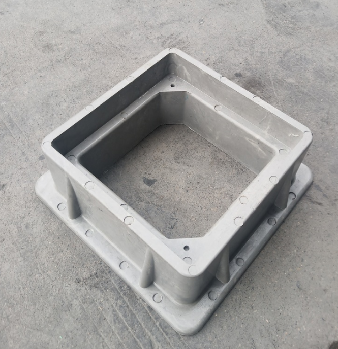 Factory Direct Sale Composite Manhole Cover En124 C250 Galvanized Steel Drain Gutter Cover