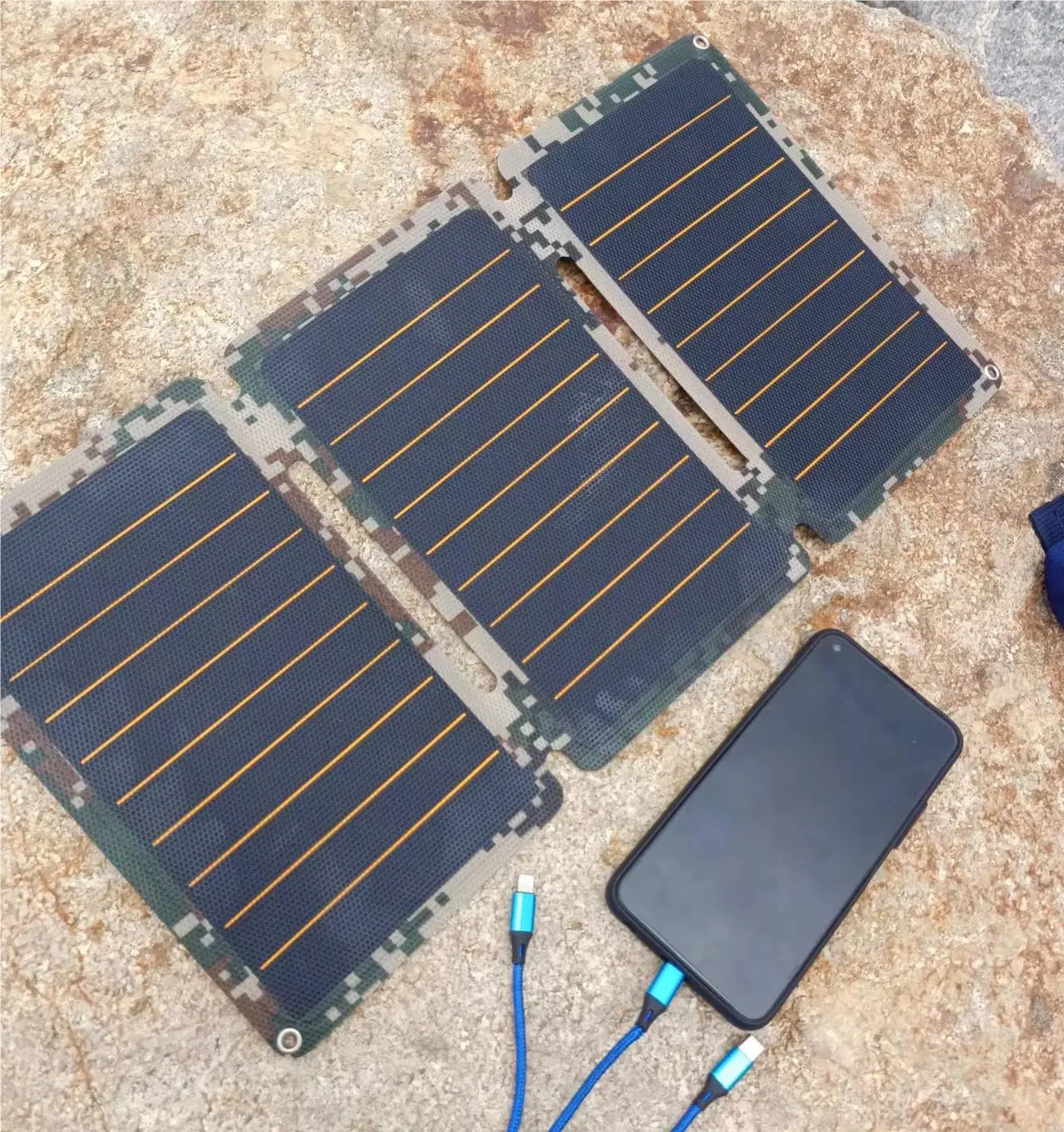 Portable Smart Solar Panel Charger Foldable for Consumer Electronics