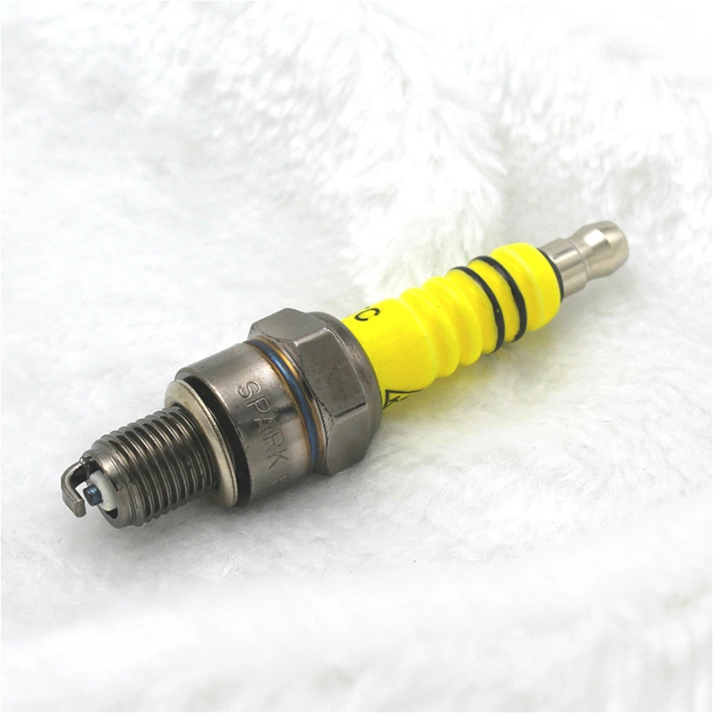 Partes de la motocicleta Spark Plug A7tc Atrtc Cr7hgp Cr7hsa para Gy6 50cc 70cc