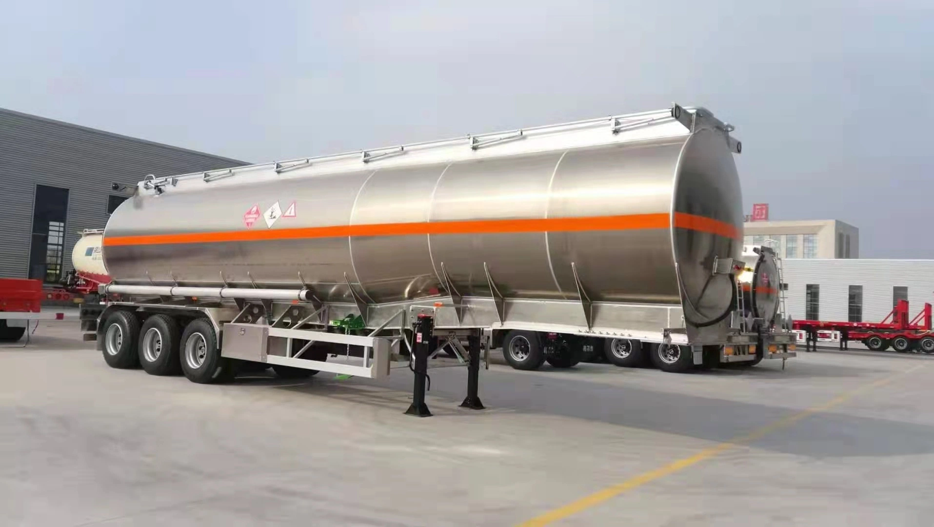 30000L/40000L/50000L Stainless Steel Water Tank Semi Transportation