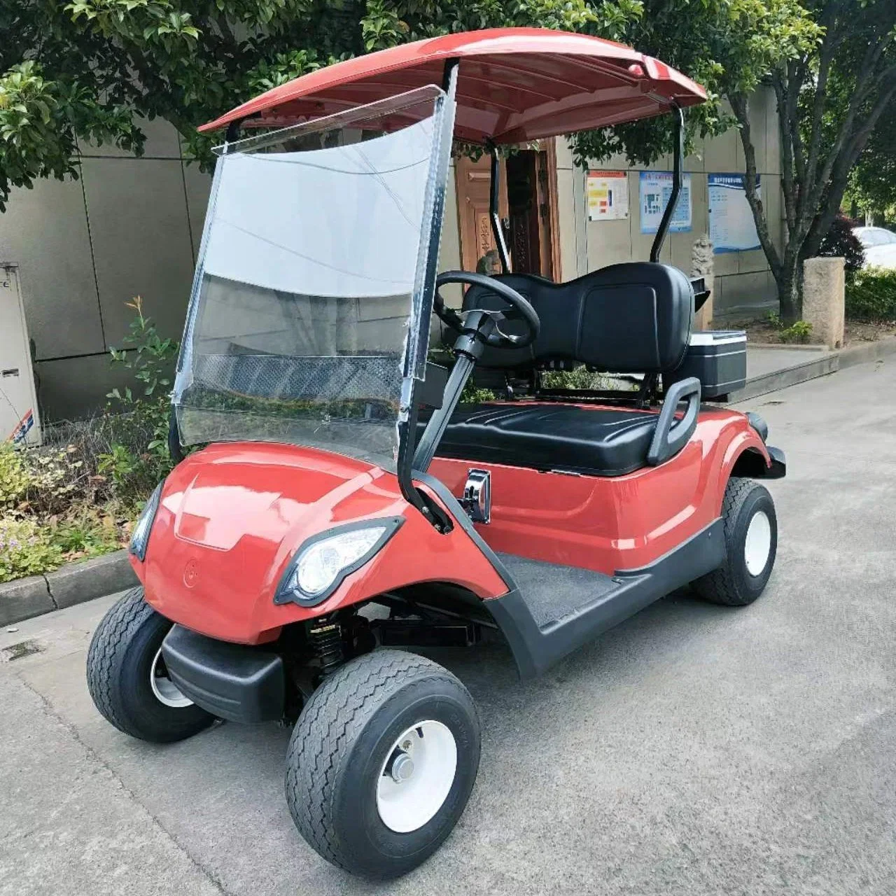 Carrito eléctrico de golf Patrol de 4 plazas con Siren