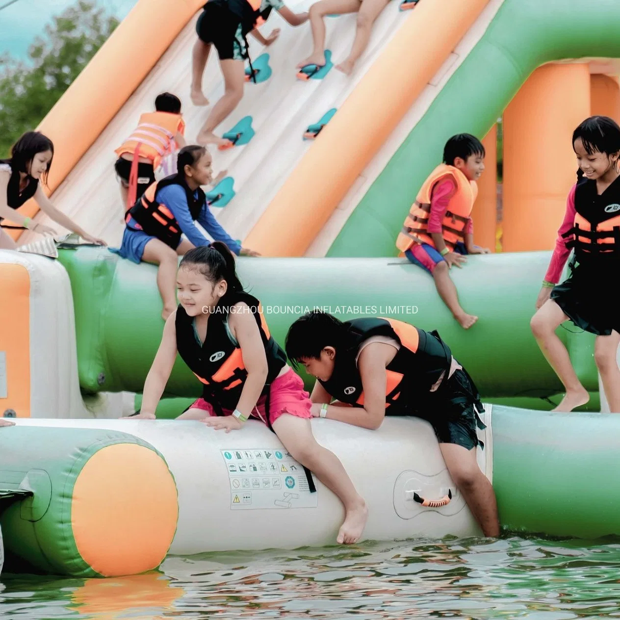 Juegos de parque acuático agua inflables juguetes inflables viga para Mini Parque Acuático