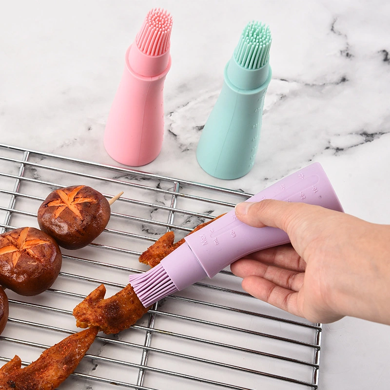 Factory Price Opaque Silicone Crooked Oil Bottle Brush Barbecue Brush Kitchen Baking Tools