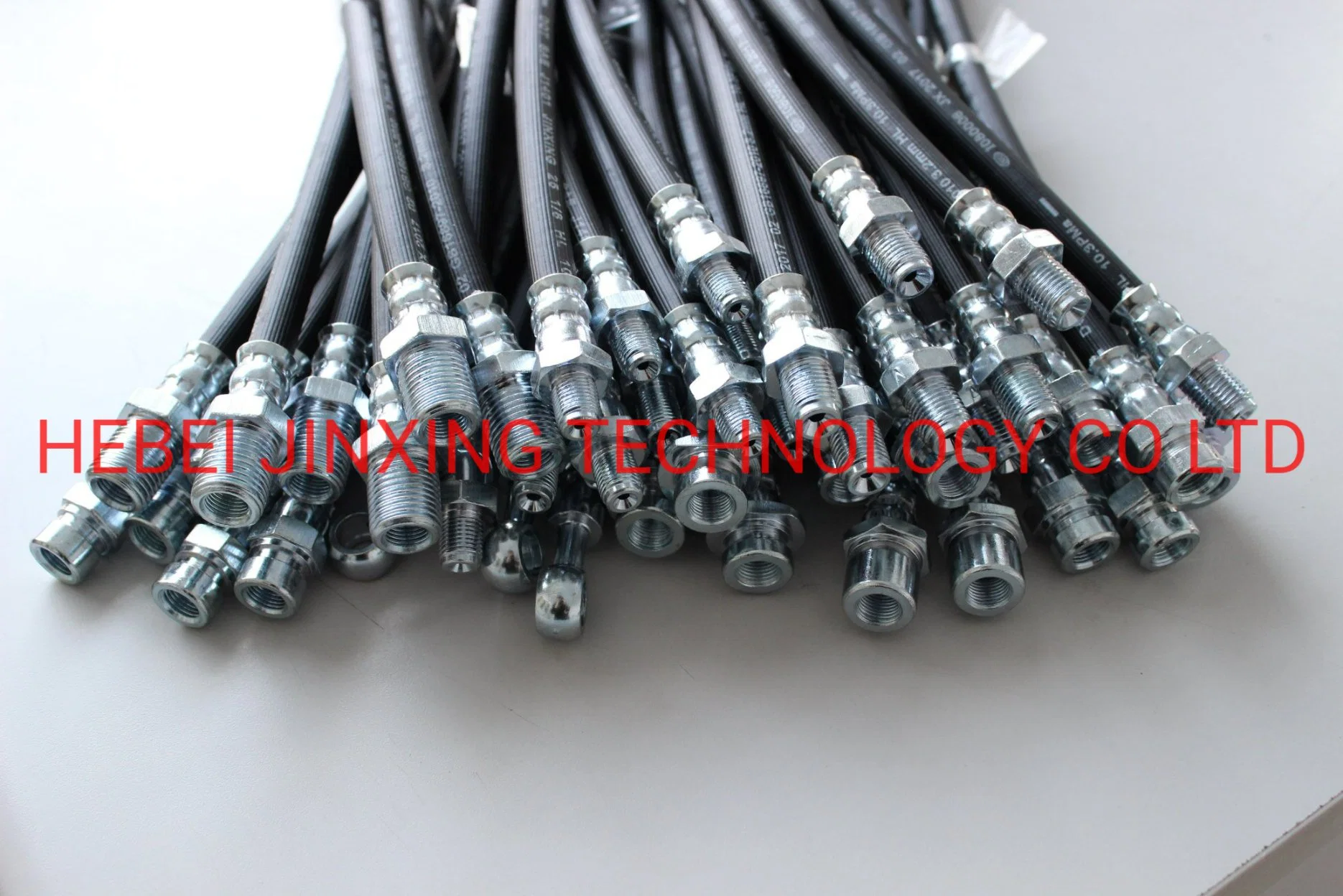 Embossed Flexible Brake Pipe Hose for Automobiles SAE J1401