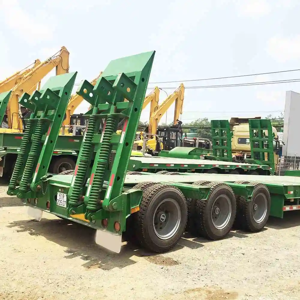 3 Axle Gooseneck Lowbed Trailer 40FT Mechanical Suspension Low Bed Lowboy Semi Truck Trailer Excavator Drop Deck Trailer