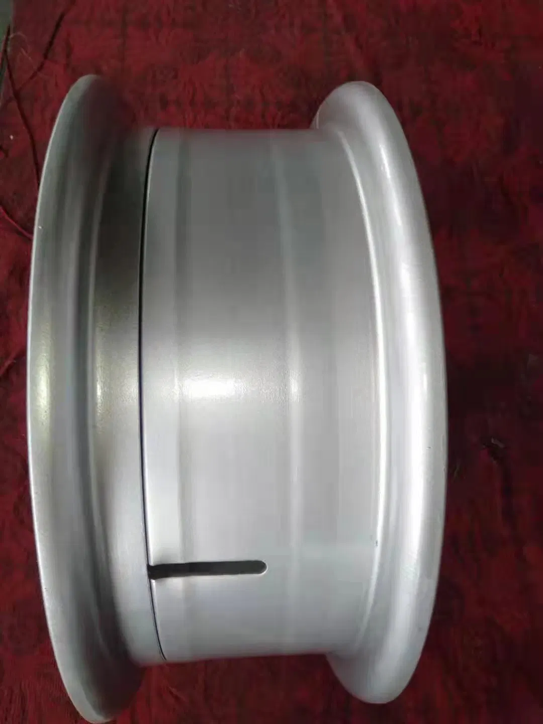 8.5-24 Tube Truck Wheel From an Very Experienced Factory