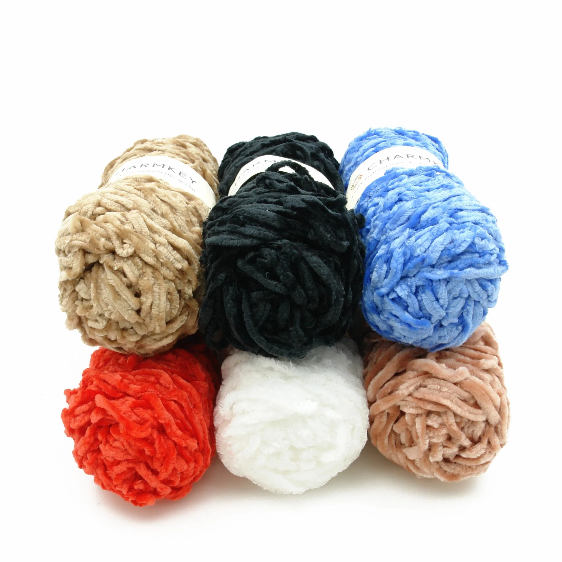 Chenille Velvet Yarn Polyester Chenille Yarn Bulky Weight Chenille Yarn for Crochet