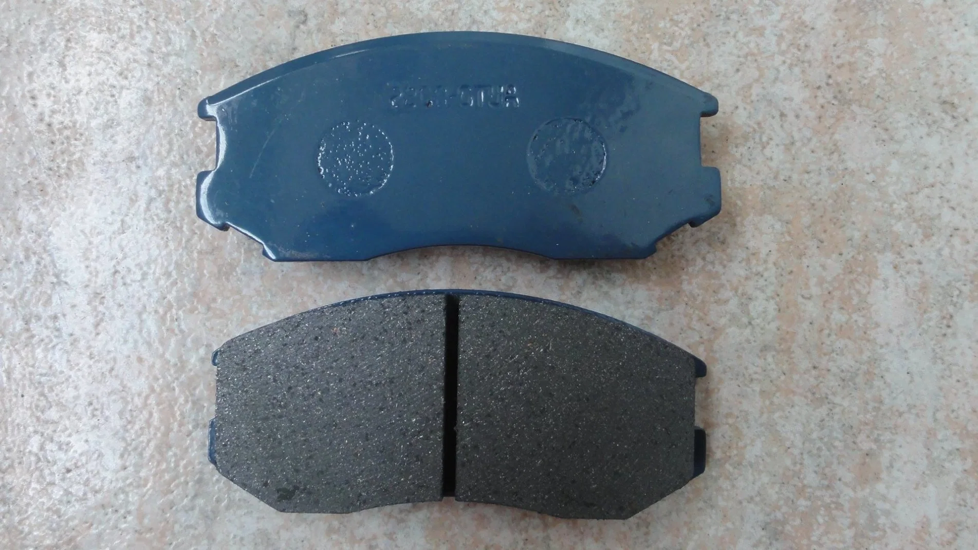 China Manufaturer High Quality Non-Asbestos Auto Brake Pad for Toyota Will D2204