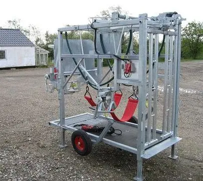 Automatic Protection Cattle Hoof Repair Cart Farm Equipment