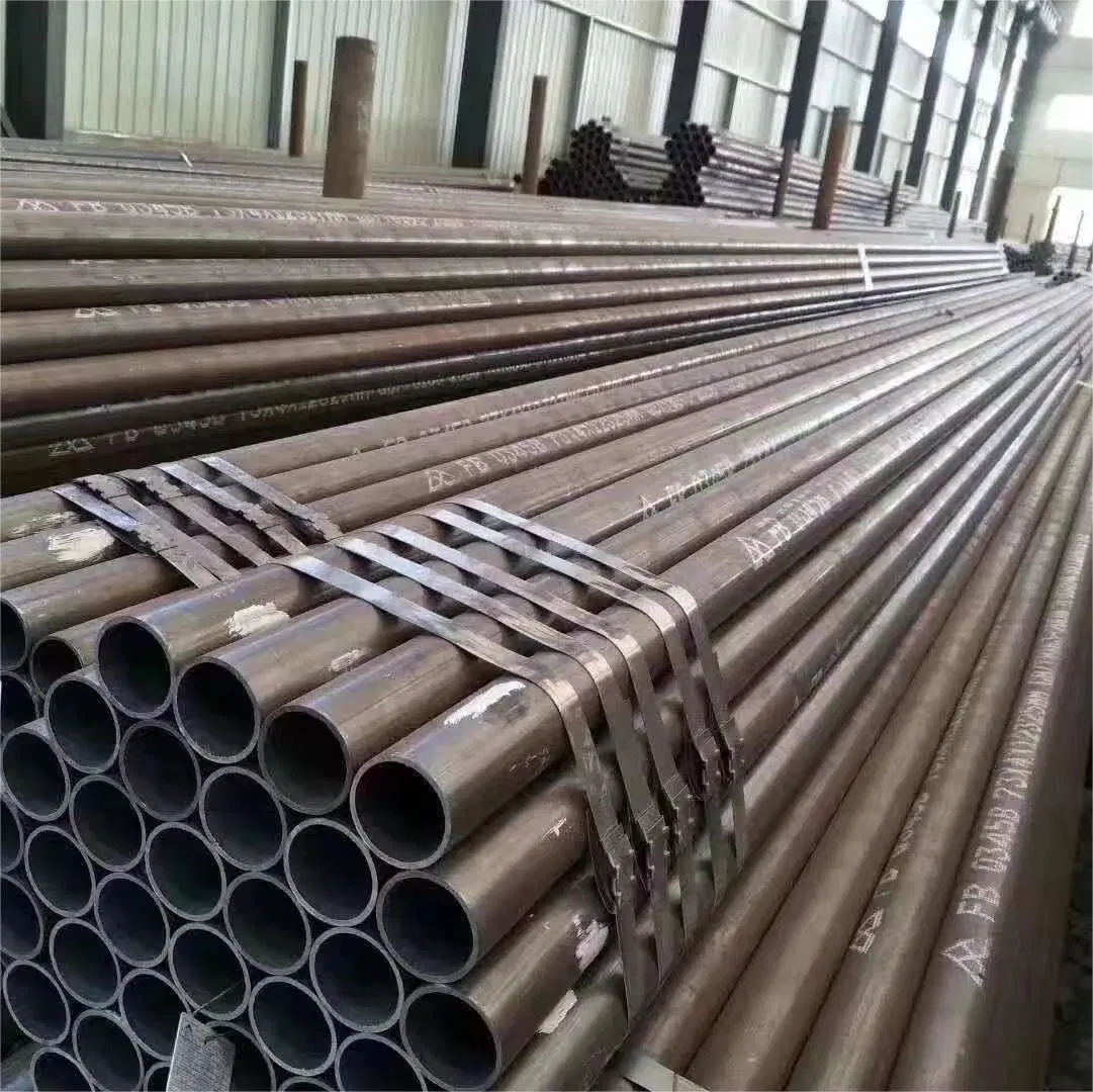 Fabricant de tuyaux en acier ASTM A106 / A53 Gr. B Calendrier 40 Tuyau en acier au carbone sans soudure utilisé pour les pipelines de pétrole et de gaz.