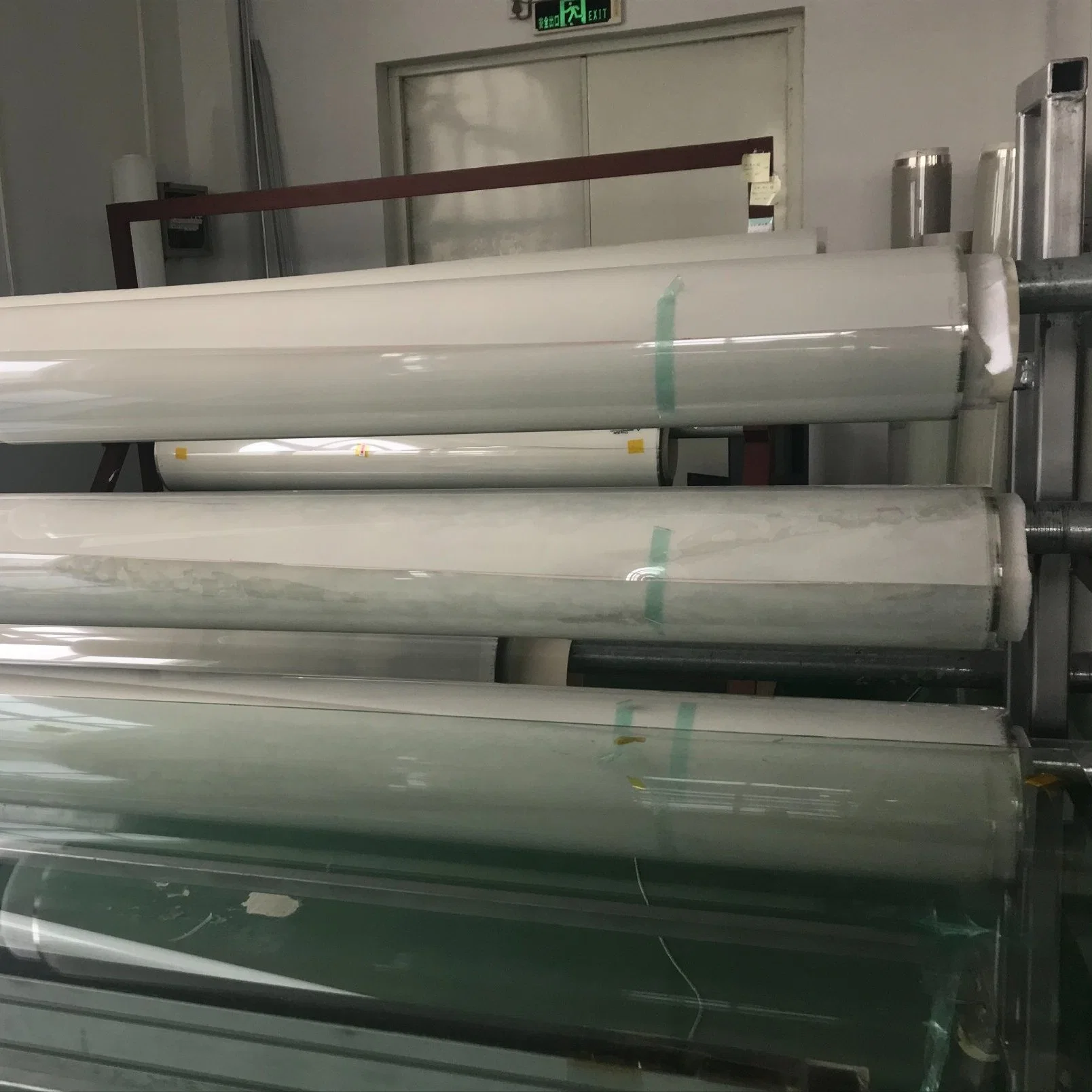 Smart Electric Self-Adhesive Pdlc Film for Smart Glass