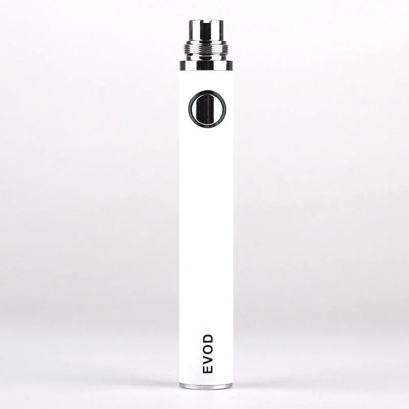 Batteries Vape 650 / 900 mAh PHEAT Vaporizer Pen micro USB à tension variable Câble