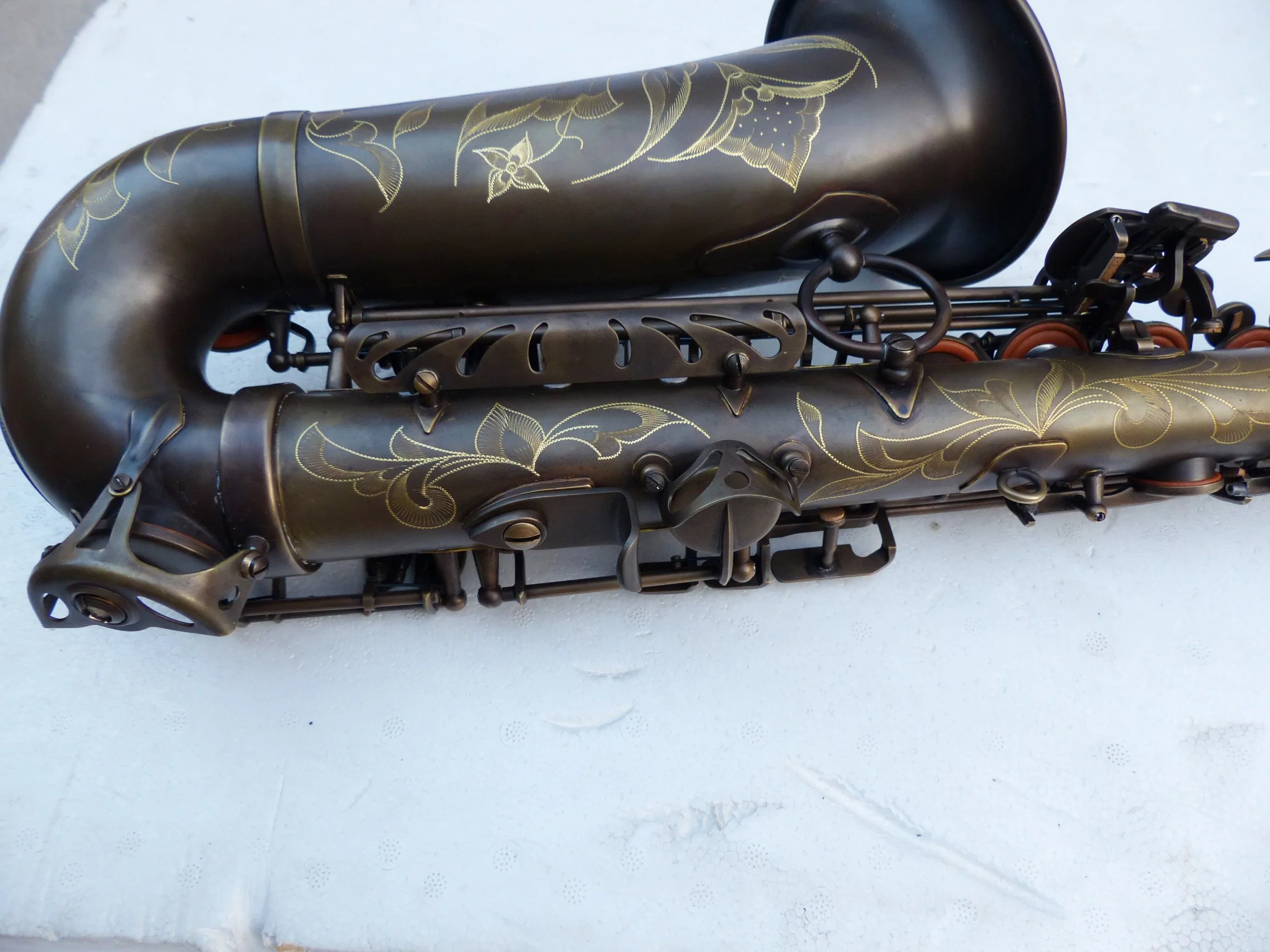 Archaized Bronze Body Alto Saxophone Manufacturer Handmade