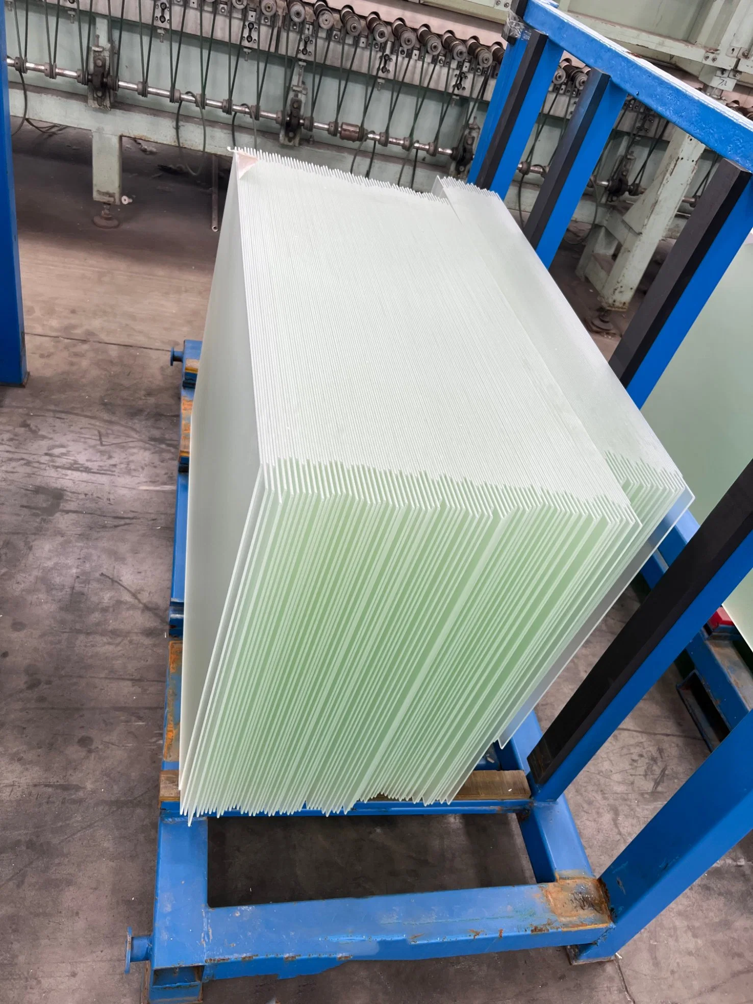 Low Iron 4mm 3.2mm Ar Coating Tempered Mistlite Solar Panel Glass