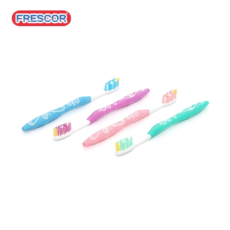 Personalizadas OEM colorido de nylon suave PP adultos Cuidado Bucal, fabricante de productos cepillo cepillo de dientes