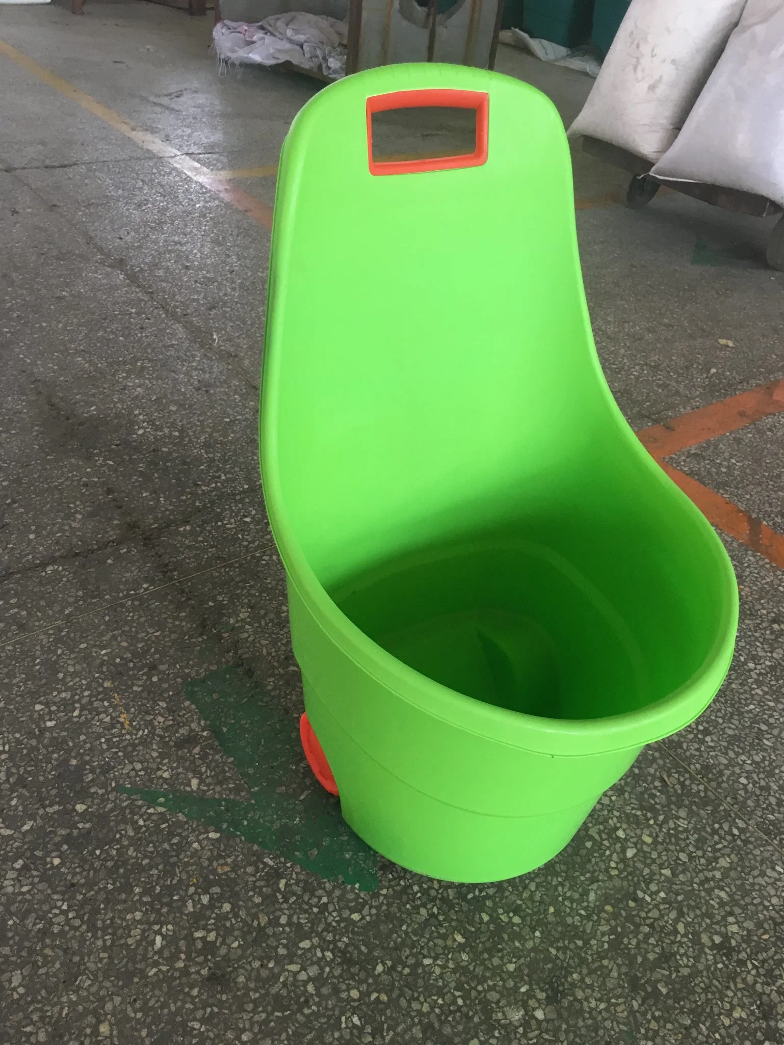 48L Garden Leaf Picking Waste Trolley