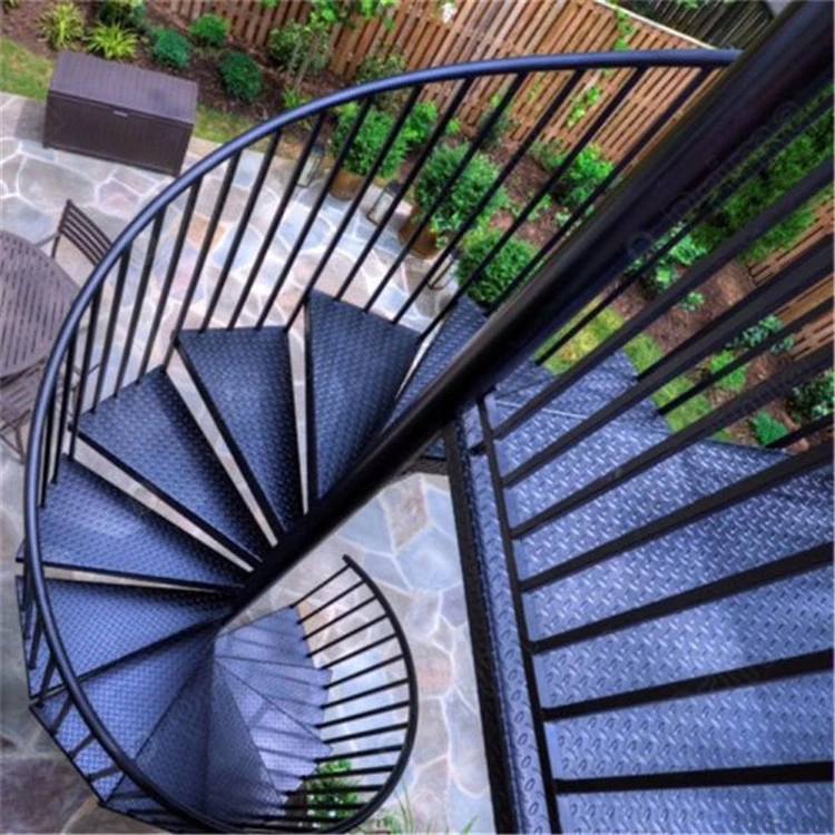 Decorative Spiral Staircase with Tempered Glass Handrail