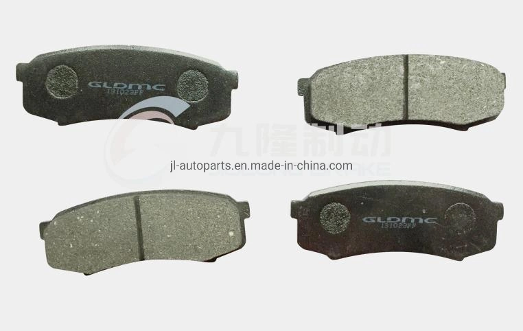 Hot Selling High quality/High cost performance  Ceramic Semi-Metallic Car Parts Disc Brake Pads for Toyota Land Cruiser Prado (D606/04465/04466/04492) Rear Axle Auto Parts