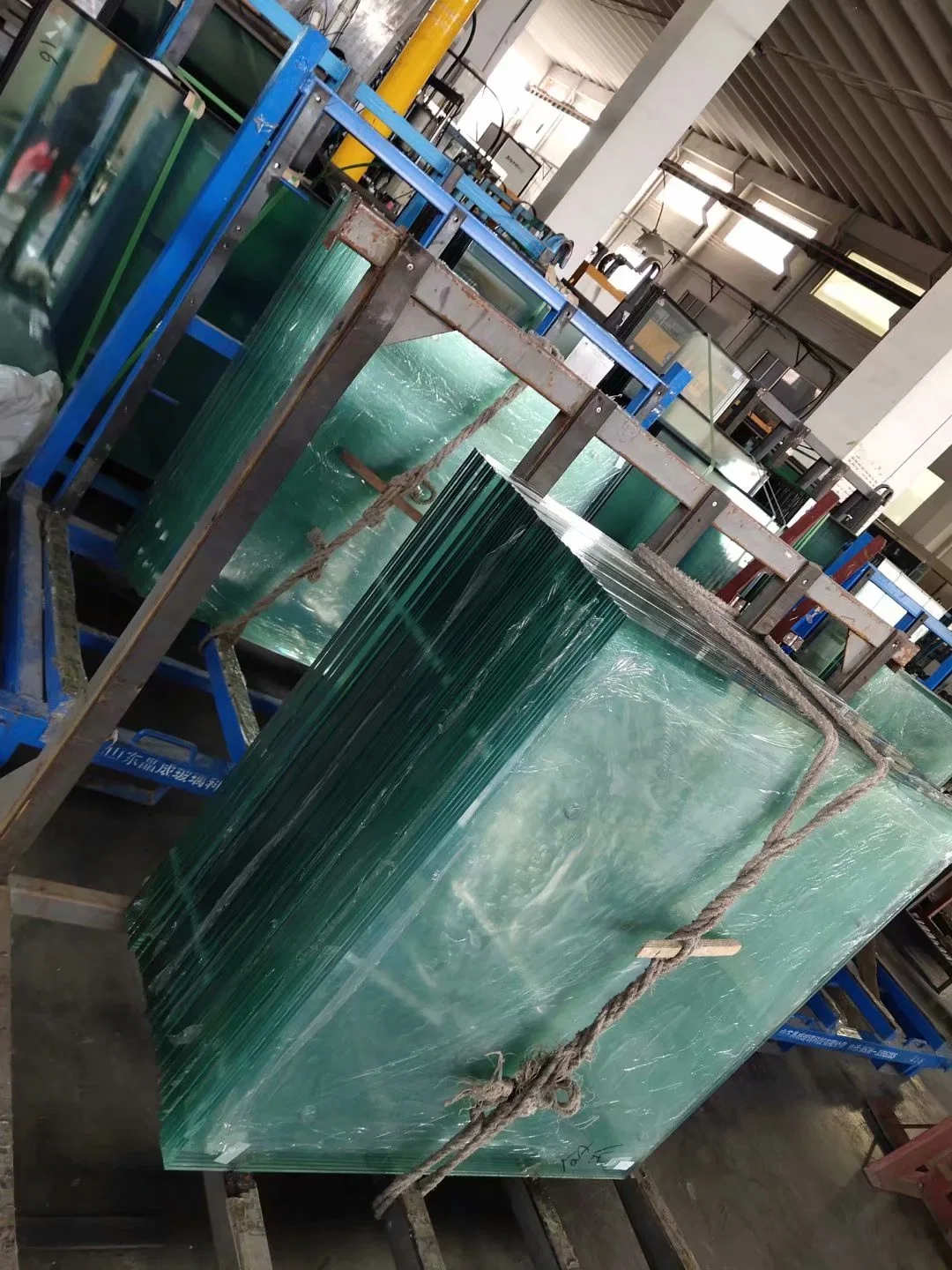 Professional Safety Transparent Tempered Special-Shaped Laminated Glass