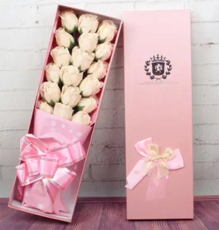 Flores artificiales de papel Rosa Flores en regalo Promoción conjunto preservado Caja de regalo de joyas de flores de jabón de rosas y bolsa de mano para Esposa Madre presente