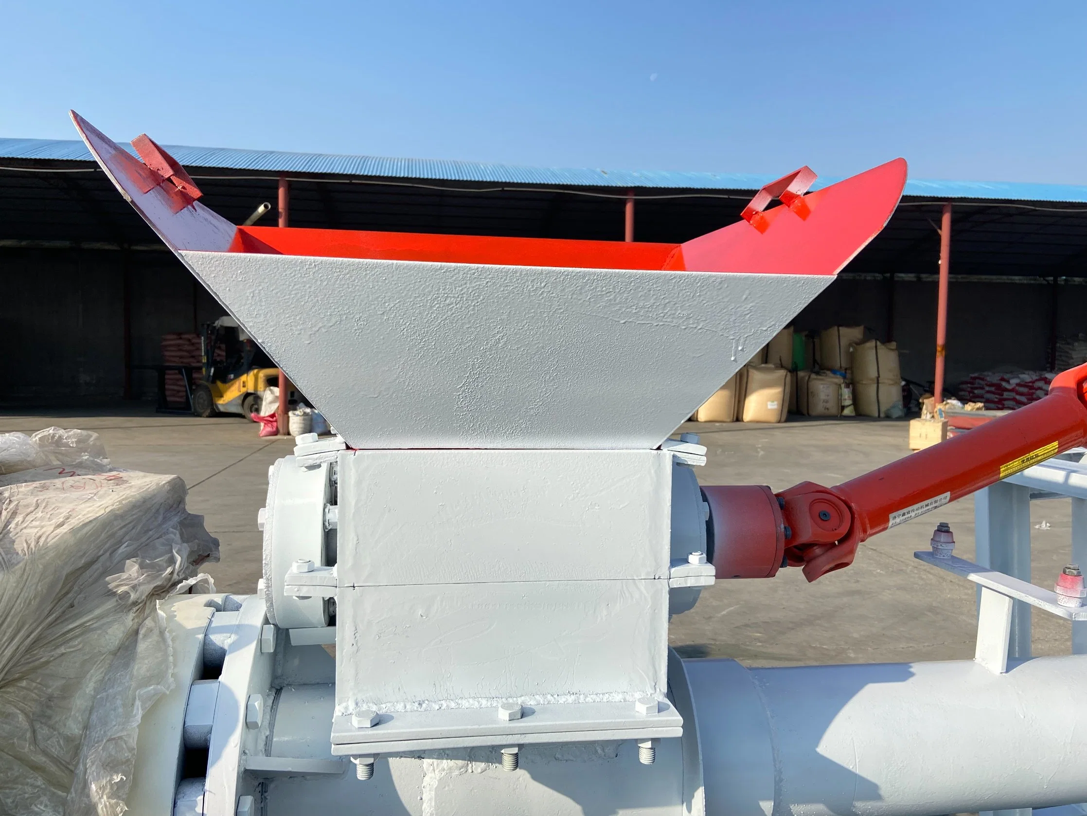 Automatic Flip Force Feeder for Plastic Recycling Machine