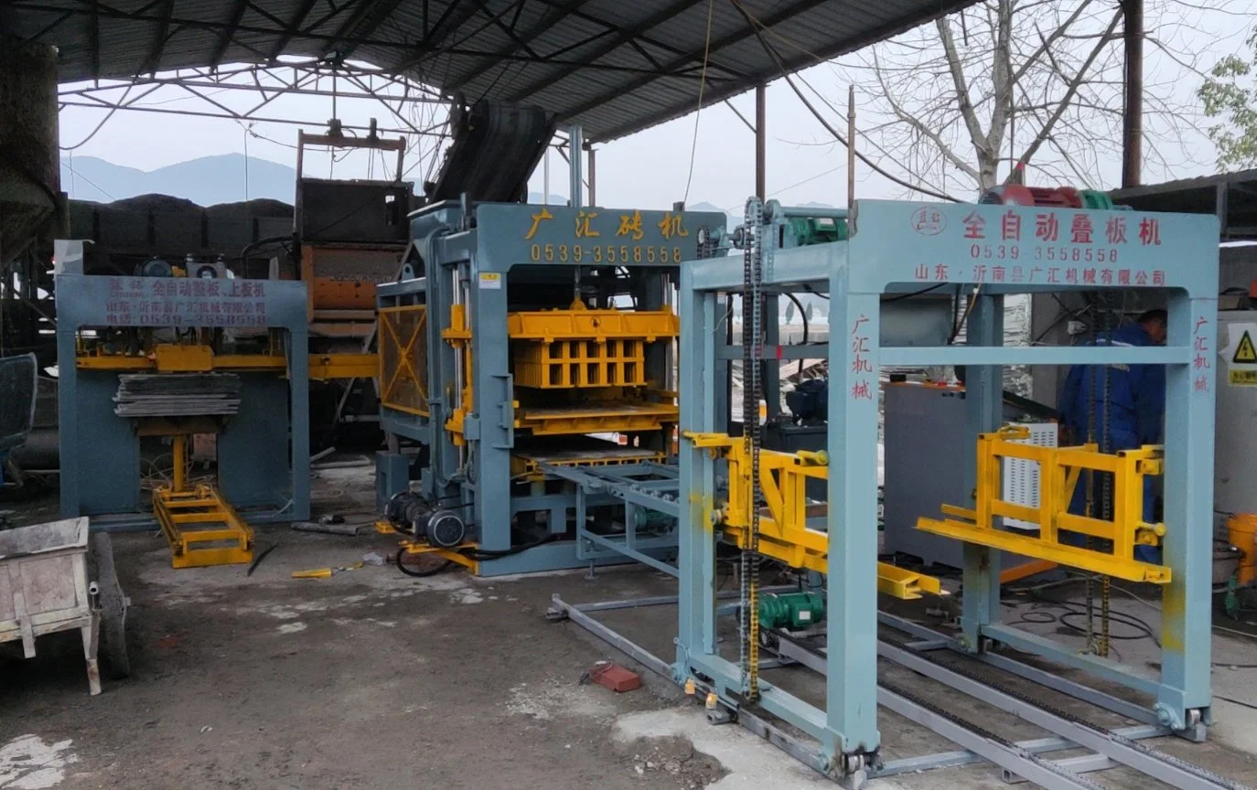 Qt6-15 Hydraulic Press Automatic Concrete Block Making Machine for Sale in USA