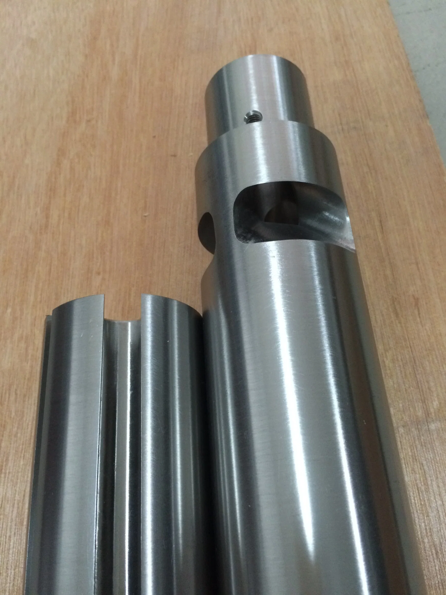 Heavy Tungsten Alloy Product: Rod/Plate/Tube Tungsten Alloy (AMST 21014 class3) W95nicu Density: 18g/cm3