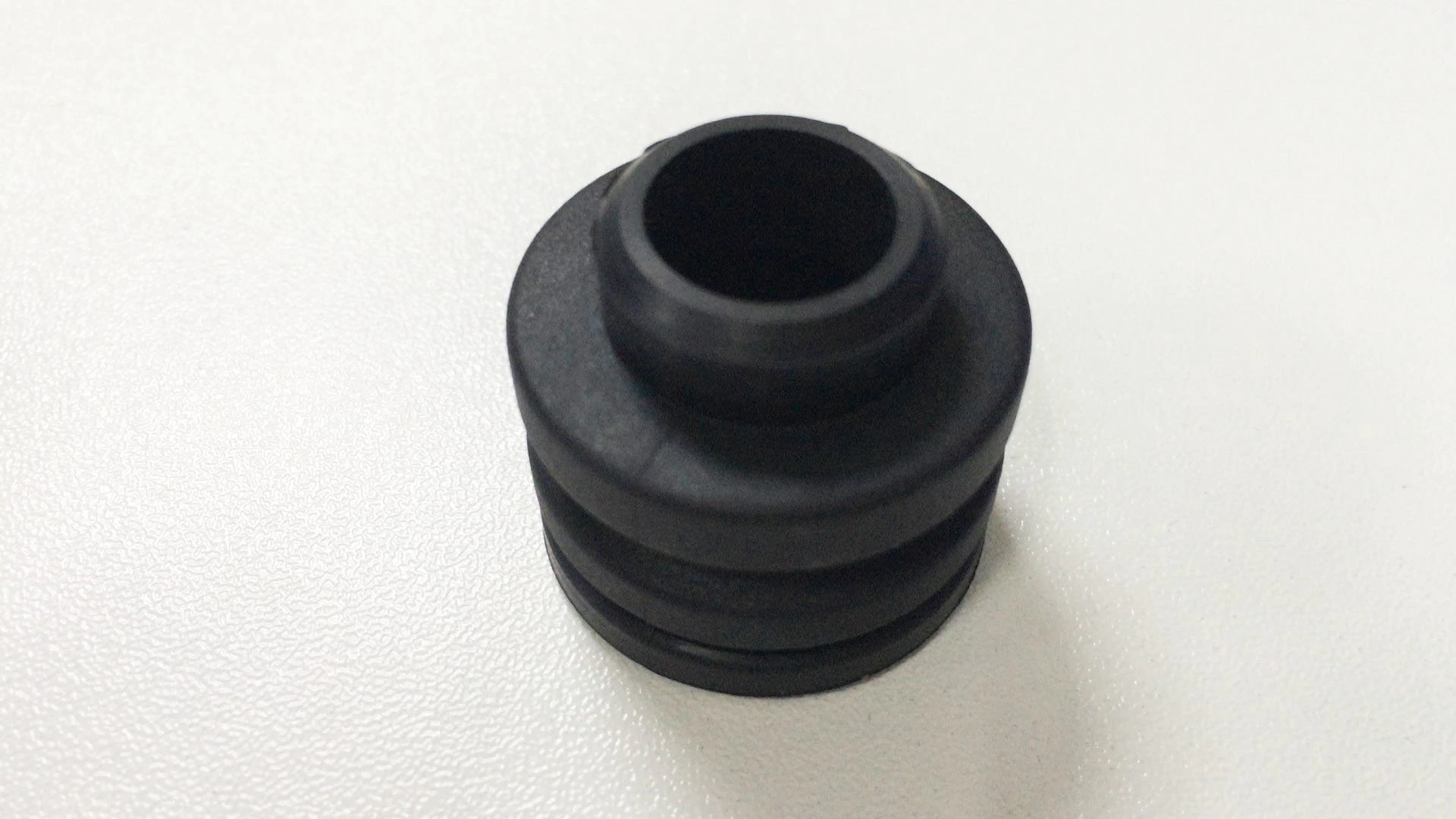 Rubber Seal Cap Rubber Washer Sealing Spare Parts Cushioning for Electrical Machinery