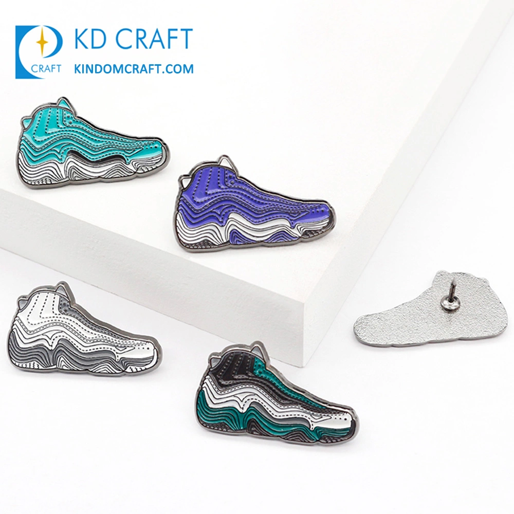 in Stock Bulk Customised Metallc Black Nickel Plated Iron Sneaker Lapel Pin Soft Enamel Sports Brand Shoe Badge Custom Logo