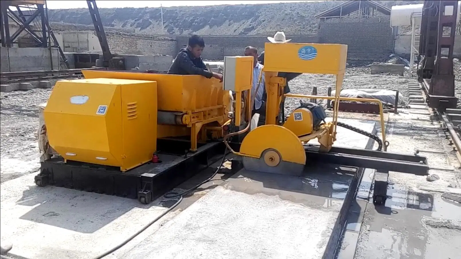 Good Performance Precast Concrete Slab Making Machine with Capacity 60-70mtr/Hour