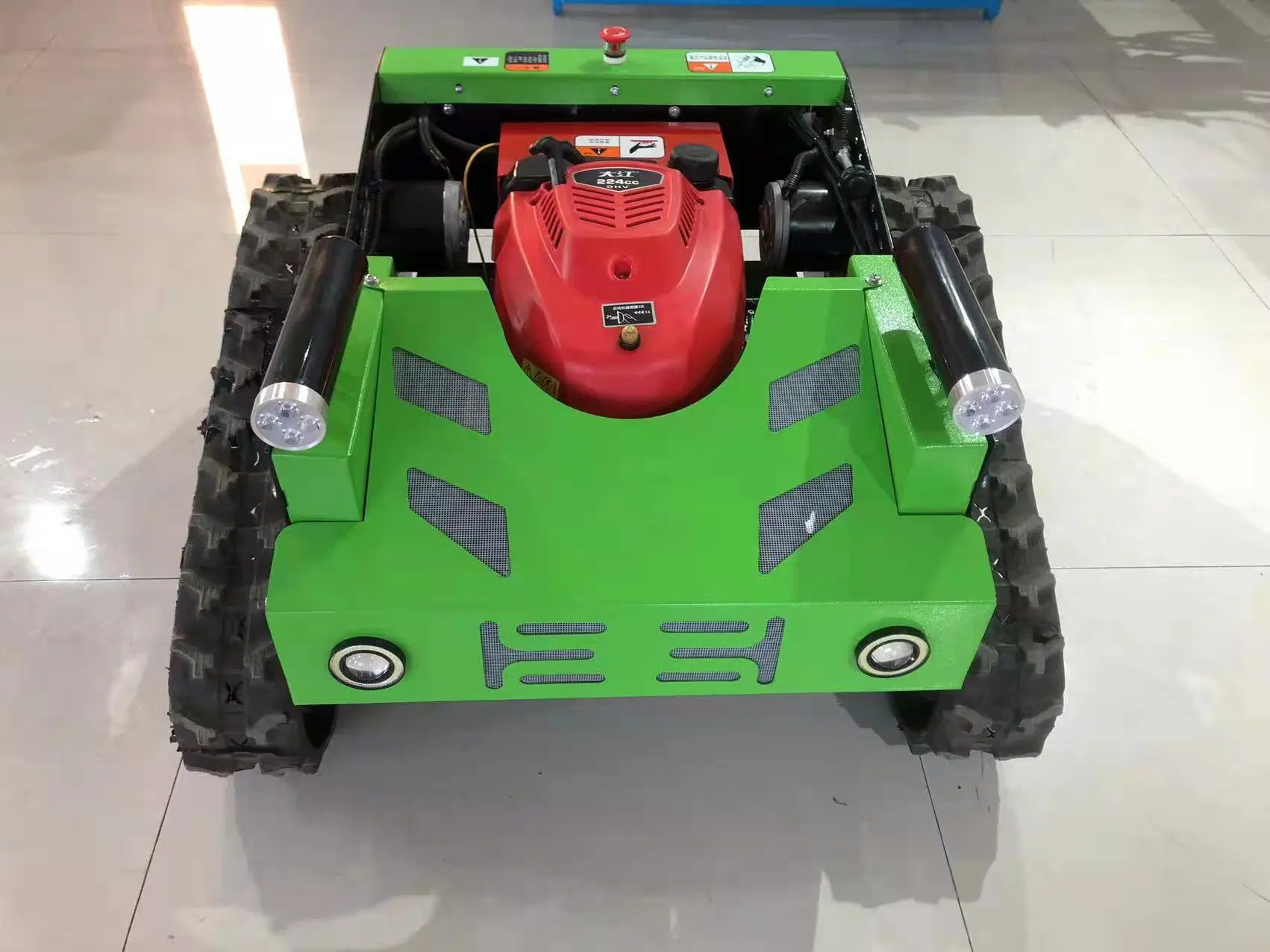 Good Price Remote Control Lawn Mower Robot with 7.5HP