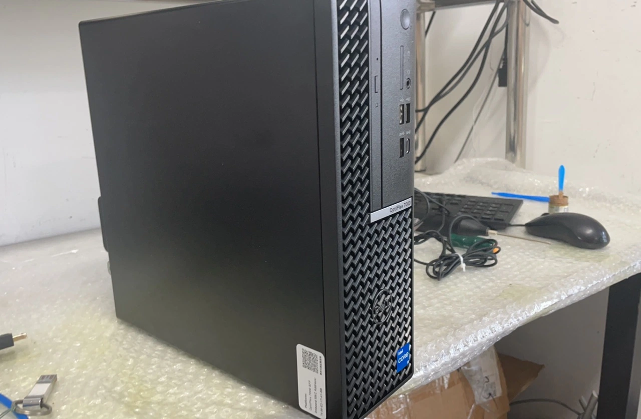 Brandneuer DELL Optiplex 7000 Small Form Factor Desktop-Computer Gaming-PC Business Office Workstation