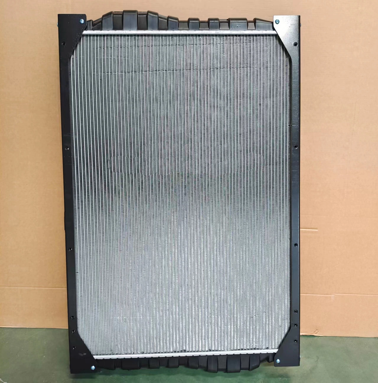 OEM 11009035 Quality Auto Parts Aluminium Radiator Used for Heavy Duty Machine