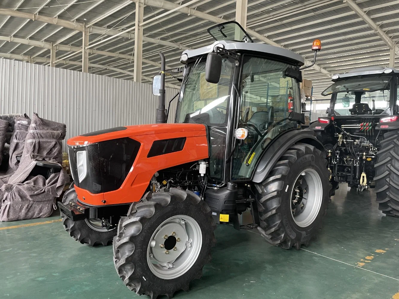 Le mini tracteur 30HP 40HP 50HP avec la puissance du tracteur de pelouse du jardin timon