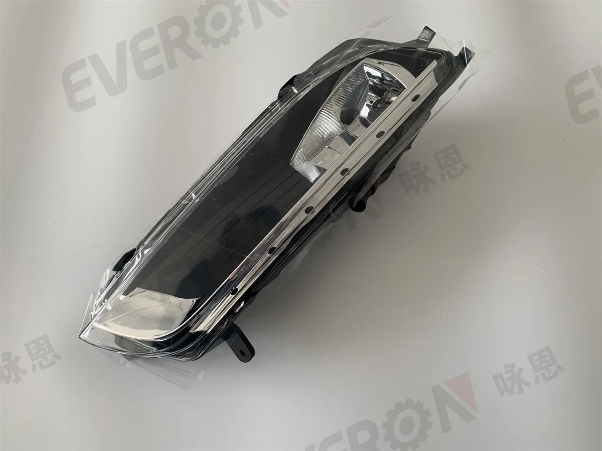 Carro de auto-choques frontal de nevoeiro da retaguarda / Luz para a VW Passat Cc 2013-2016