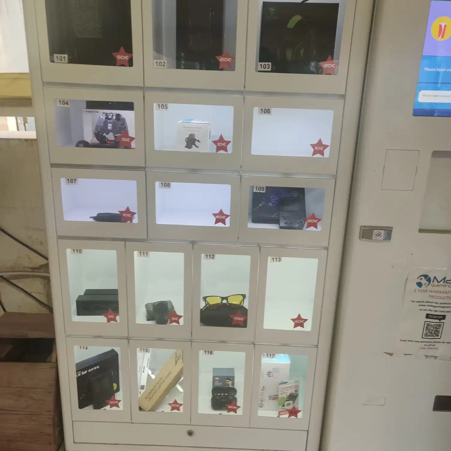 Locker Vending Machines for Cell Phones and Mobile Accessories