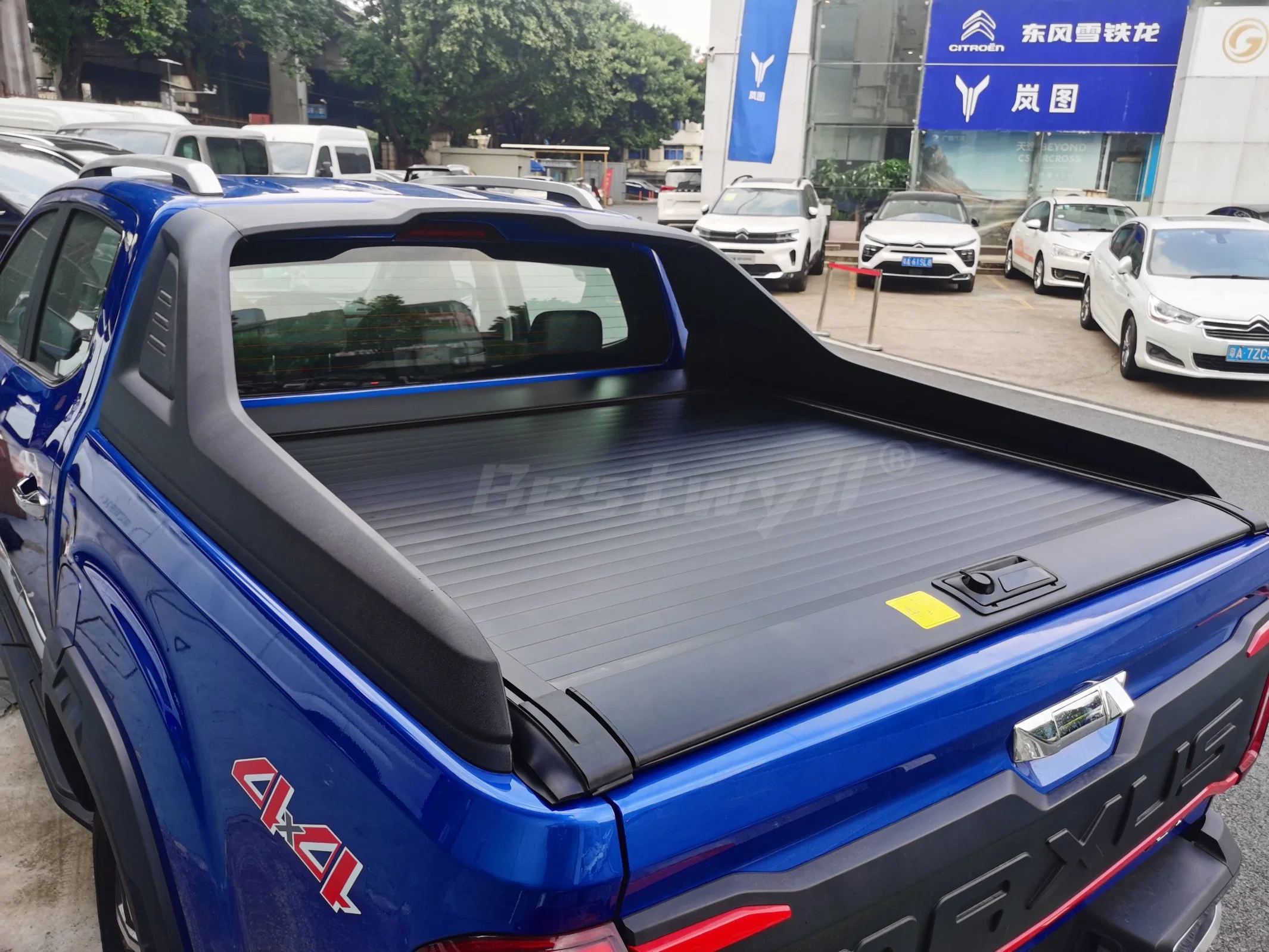 BESTWYLL Accessories Ute Truck Bed Retractable Tray Lid Roller Back Rear Hand Manual Pick up Tonneau Cover for Ldv Maxus T90 F94