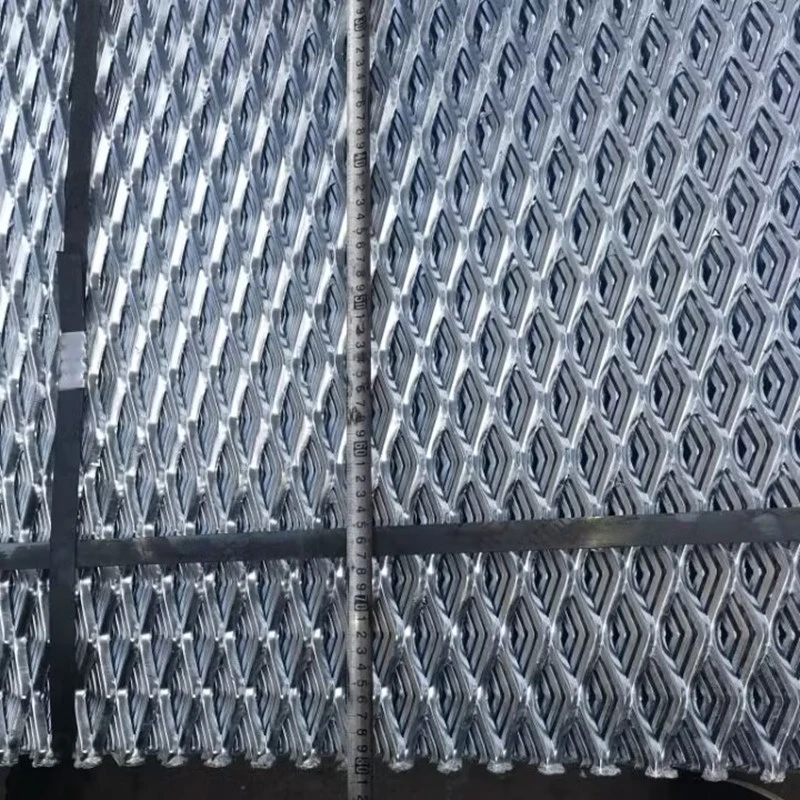 Galvanized Expanded Metal Mesh for Decorative Facade Panels, Walkway Grate, Fencing