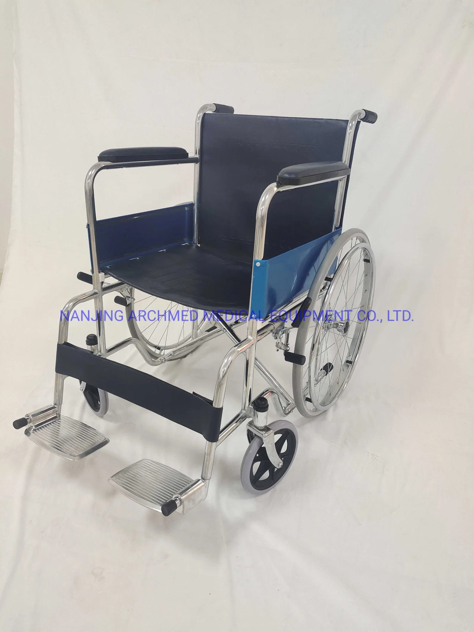 Medical Equipment Folding Manual Wheelchair for Disabled and Elderly