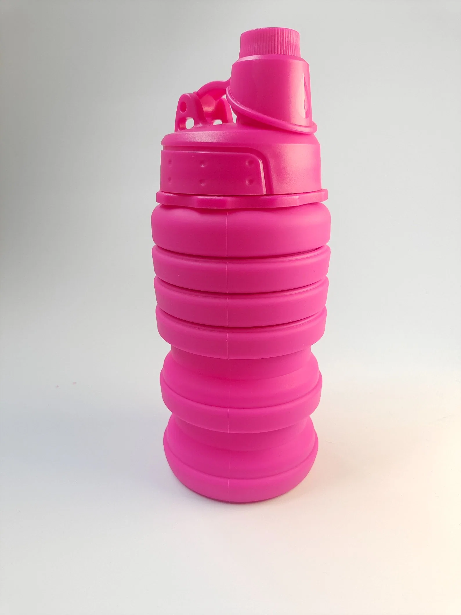 Bouteille d'eau en silicone pliable personnalisable pour les activités sportives de voyage en extérieur